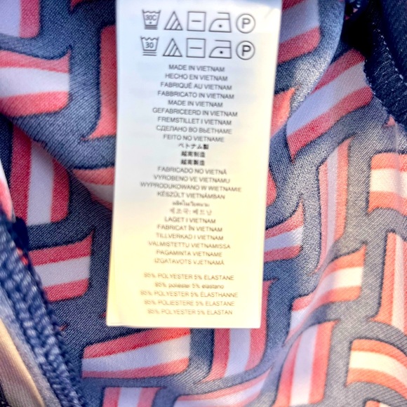 LIKE NEW! MICHAEL KORS RED WHITE AND BLUE WOMEN’S DRESS - Size Small - Picture 3 of 4